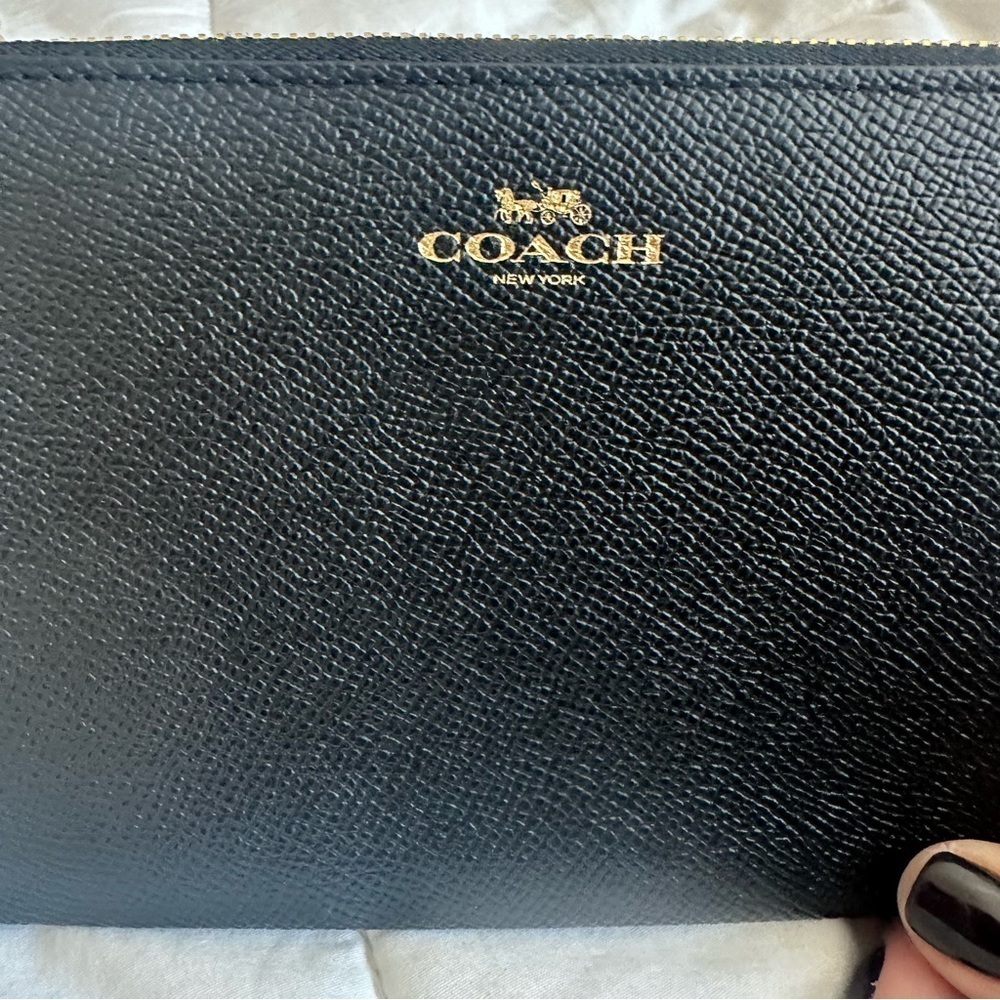 Coach black leather wristlet - Picture 12 of 13